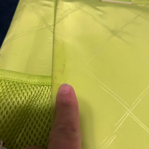 Vera Bradley Preppy Poly NoSo Tote in Citrine (Lime Green) NWT READ - Picture 9 of 9